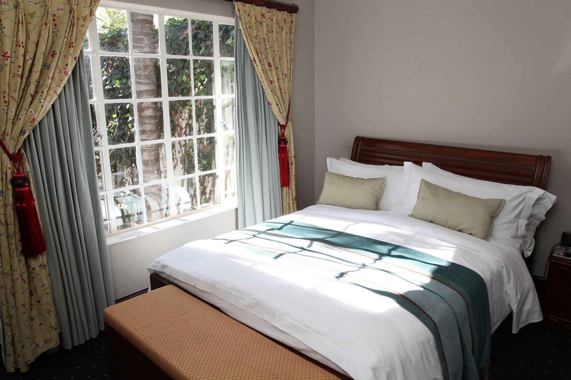 Village Ridge Boutique Stays Претория Экстерьер фото